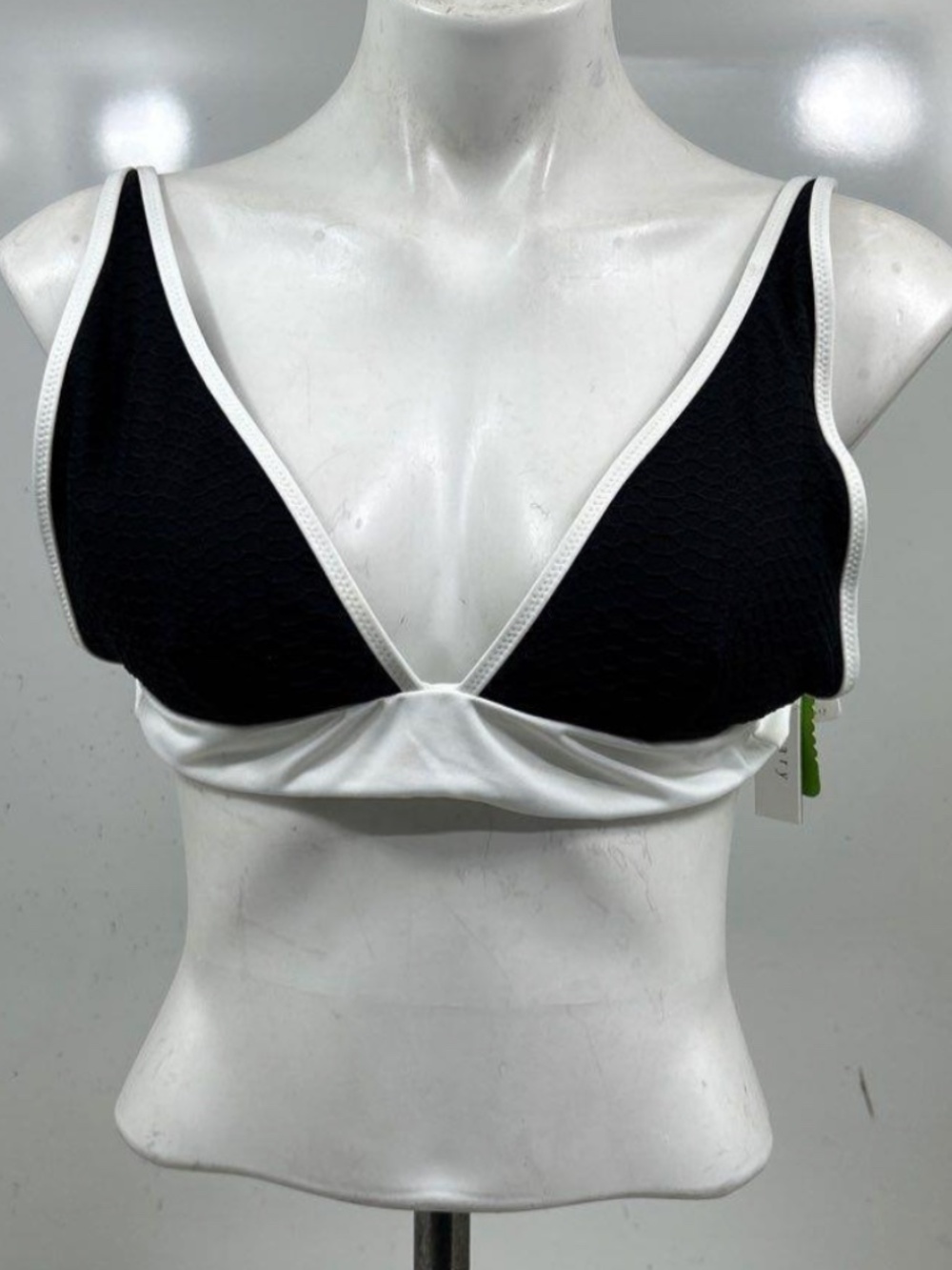 Sanctuary Women's Black/ White Swimsuit Top Sz.M  NWT